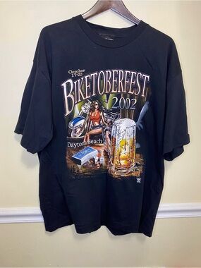 Biketoberfest 2002 Daytona Beach Black Graphic Short-Sleeve Tee